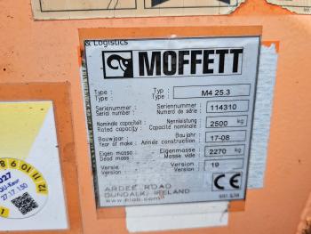 MOFFETT M4 25.3 / TRUCK-MOUNTED FORKLIFT / 2500KG